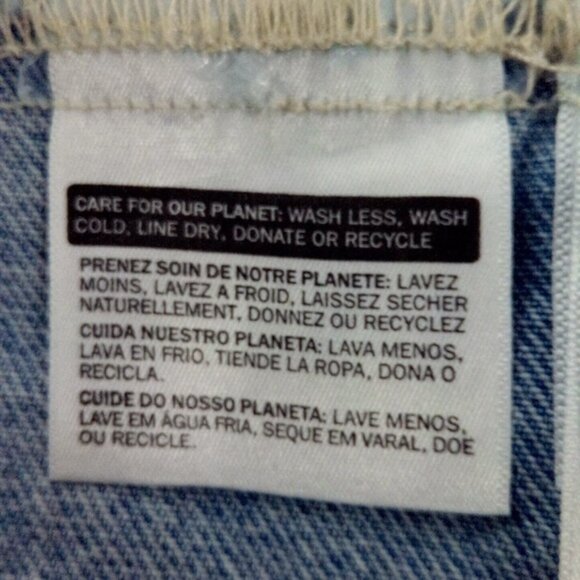 Levi's The Trucker Jacket Stonewash Denim Regular Fit Men's Size Small NWT - Picture 16 of 17